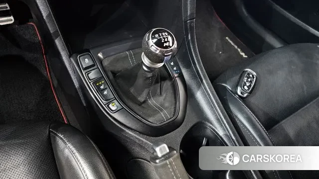 Hyundai Veloster (JS) id 3672731 из Кореи 19