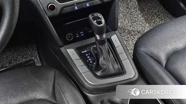 Hyundai Avante AD id 3617274 из Кореи 19