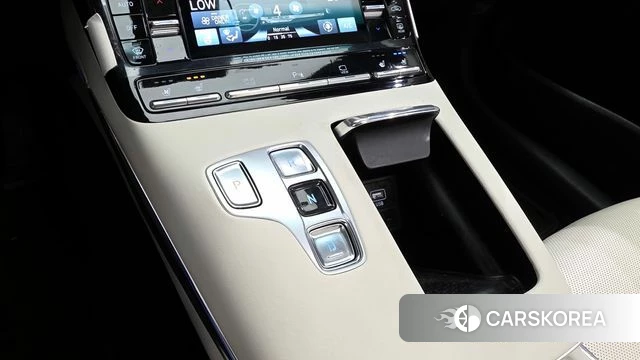 Hyundai The New Grandeur IG Hybrid id 3842478 из Кореи 19