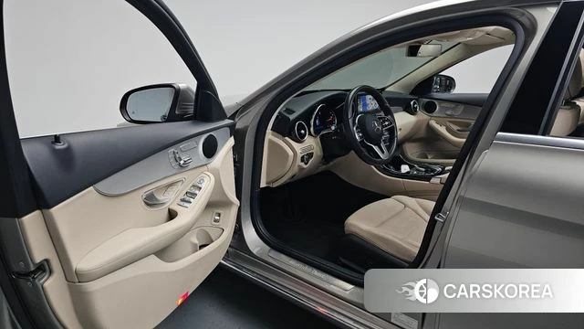 Mercedes-Benz C-Class W205 id 4245405 из Кореи 31
