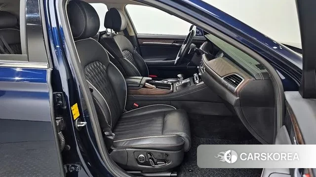 Genesis G90 id 3592231 из Кореи 19