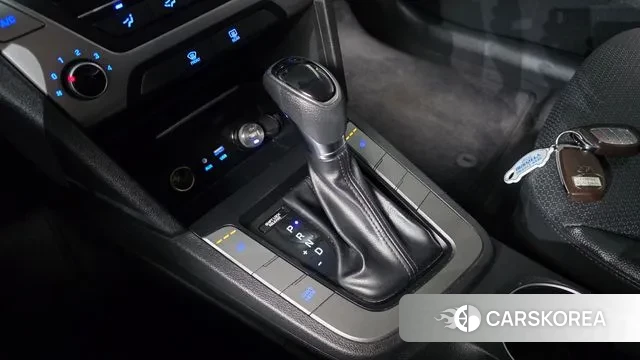 Hyundai Avante AD id 3391631 из Кореи 19