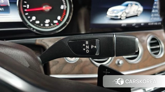 Mercedes-Benz E-Class W213 id 3807938 из Кореи 19