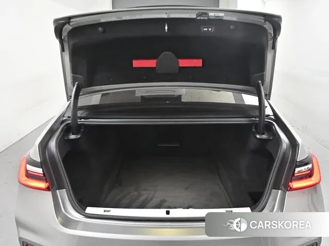 BMW 7 Series (G11) id 3665821 из Кореи 19