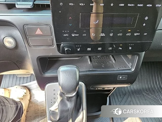 Hyundai Staria id 2448111 из Кореи 19