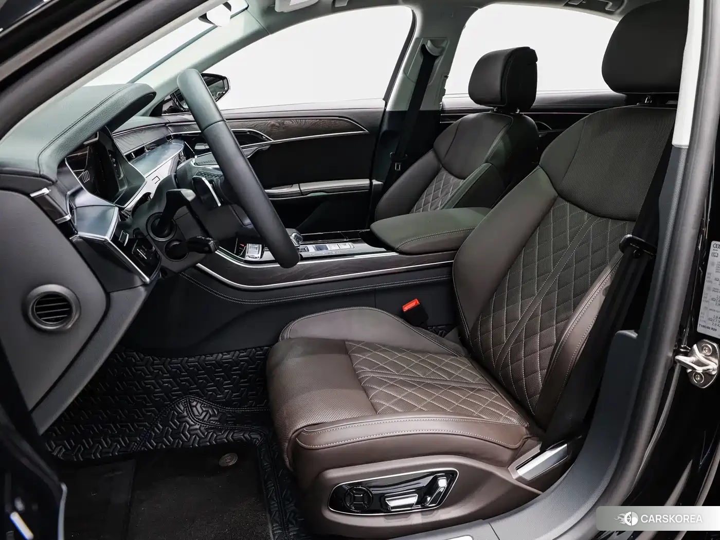 Audi A8 id 4686035 из Китая 21