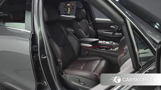 Genesis GV70 id 4383500 из Кореи 31
