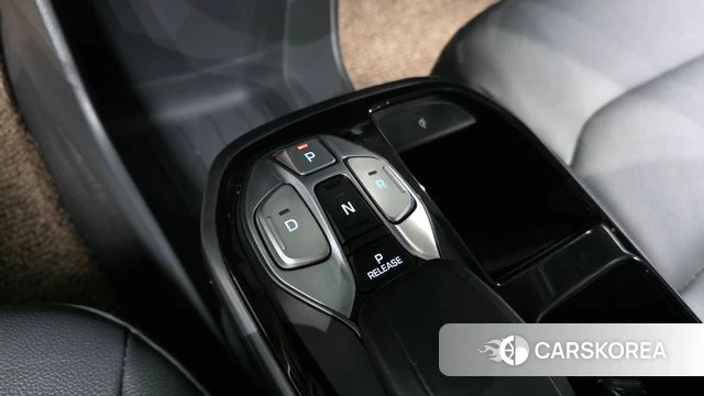 Hyundai The New Ionic Electric id 4196547 из Кореи 29