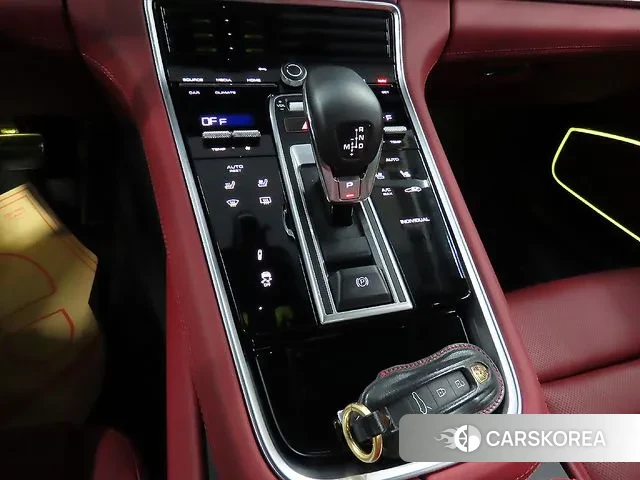 Porsche Panamera (971) id 3201081 из Кореи 19