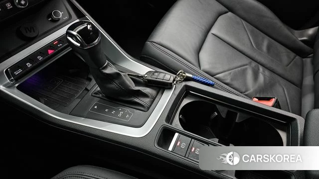 Audi Q3 (F3) id 4356159 из Кореи 32