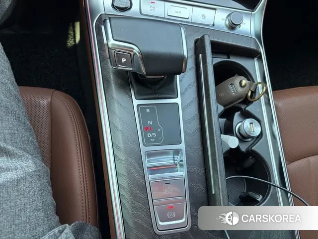 Audi A6 (C8) id 3701592 из Кореи 19