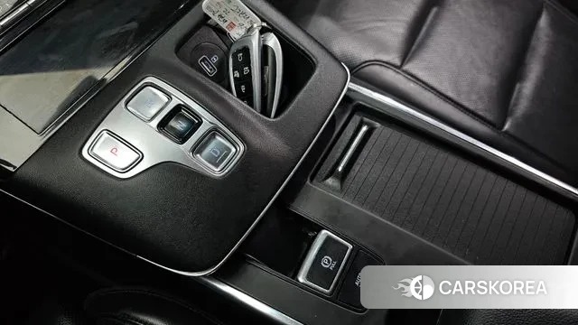 Hyundai The New Grandeur IG id 3453307 из Кореи 19