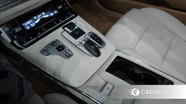 Hyundai The New Grandeur IG Hybrid id 4224686 из Кореи 29