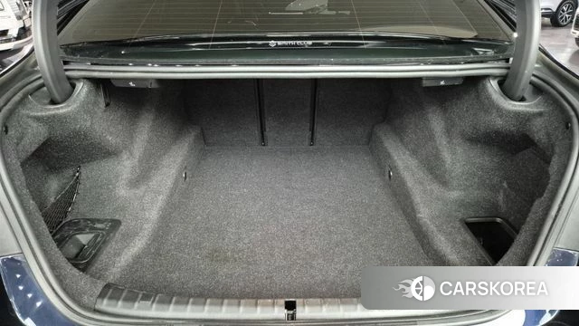 BMW 5 Series (G30) id 4186486 из Кореи 19