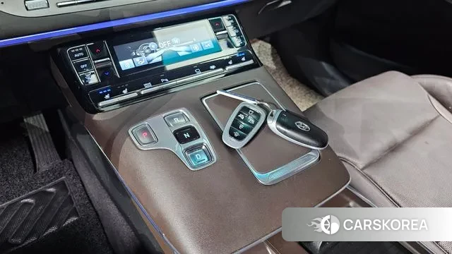 Hyundai The New Grandeur IG id 3472815 из Кореи 19