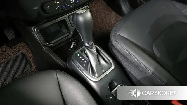 Jeep Renegade id 2930096 из Кореи 19