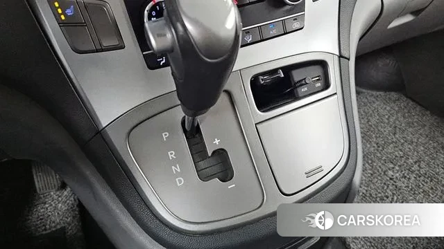 Hyundai The New Grand Starex id 3748258 из Кореи 19