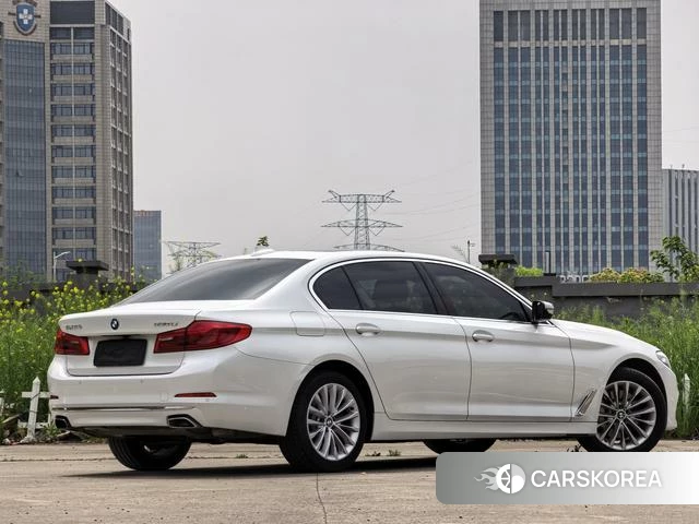 BMW 5 series id 4220544 из Китая 15