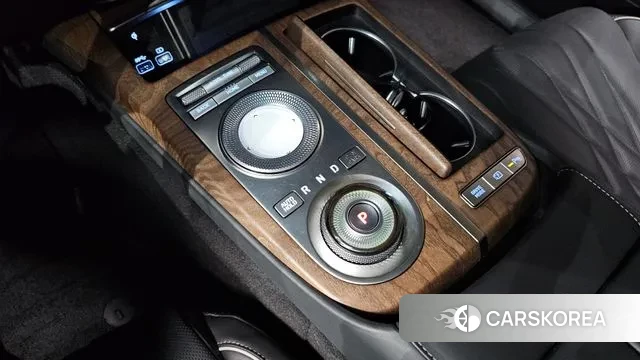 Genesis Electrified G80 (RG3) id 3405966 из Кореи 19