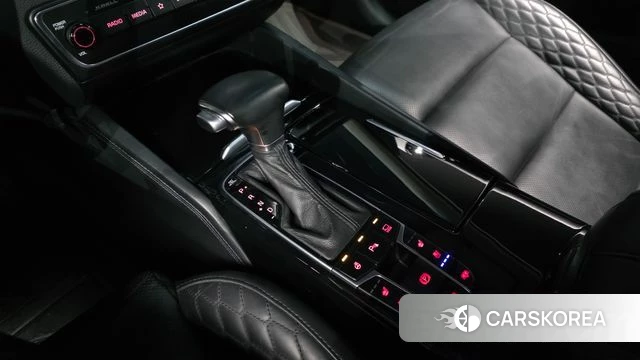 Kia All New K7 Hybrid id 3917425 из Кореи 19