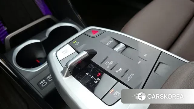 BMW iX1 (U11) id 3533910 из Кореи 19