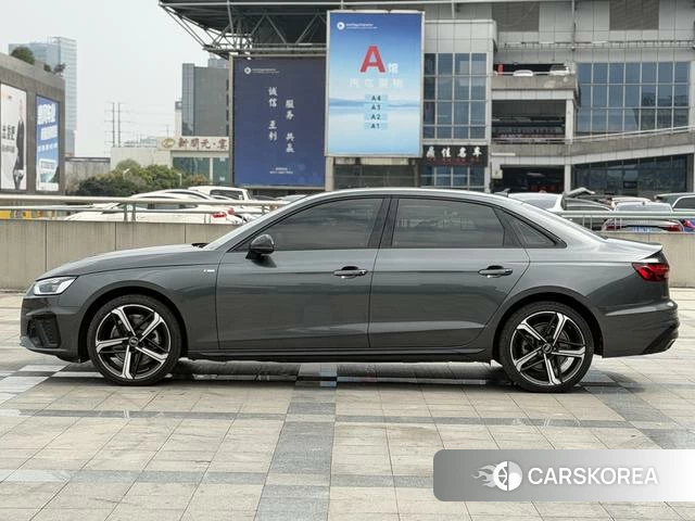 Audi A4L id 4299589 из Китая 30