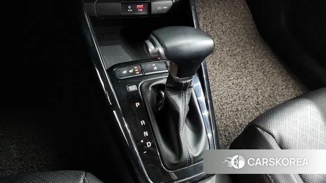 Kia Stonic id 3924819 из Кореи 19