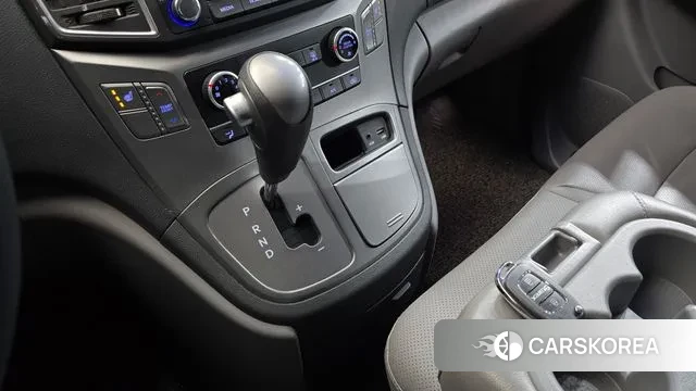 Hyundai The New Grand Starex id 3488921 из Кореи 19