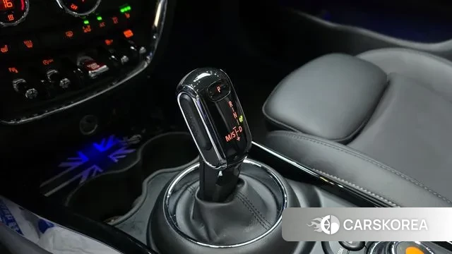 Mini Cooper D Clubman id 3018323 из Кореи 19