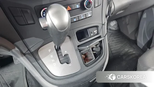 Hyundai The New Grand Starex id 3033801 из Кореи 19