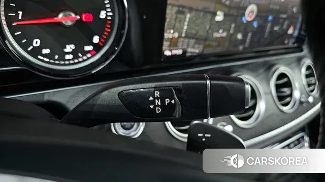 Mercedes-Benz E-Class W213 id 3617266 из Кореи 19