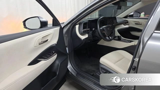 Toyota Crown Crossover id 4834365 из Кореи 32