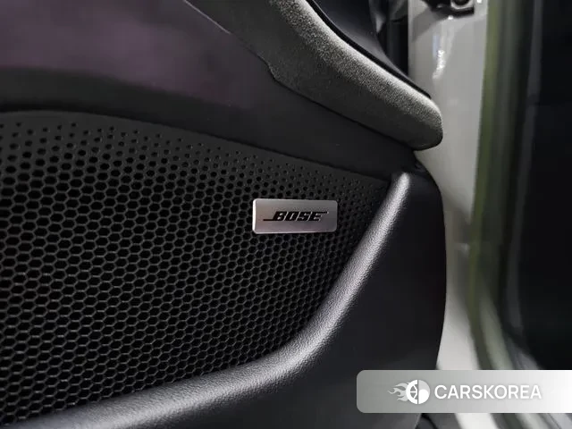 Porsche Taycan id 2998408 из Кореи 19