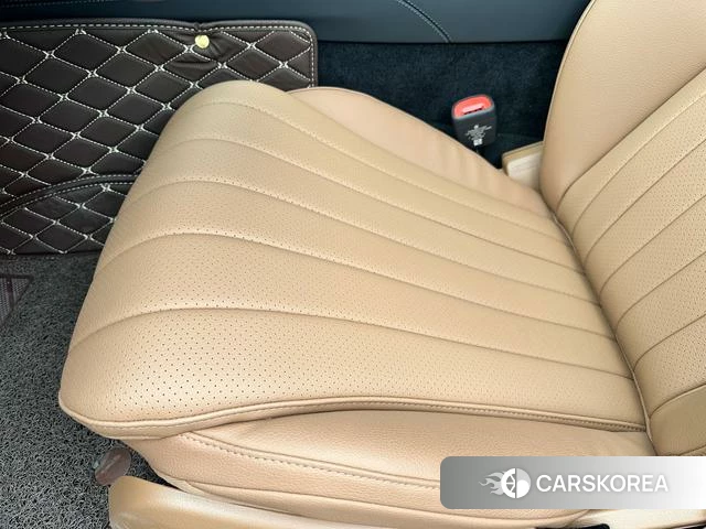 Mercedes-Benz E-class id 4256620 из Китая 22