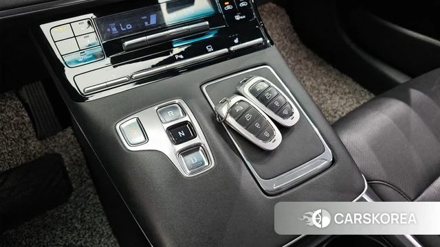 Hyundai The New Grandeur IG id 4614818 из Кореи 32