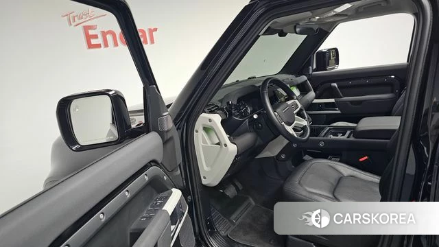 Land Rover Defender (L663) id 4308685 из Кореи 34