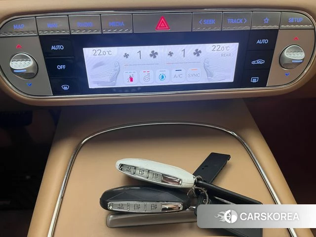 Genesis G90 (RS4) id 4534655 из Кореи 19