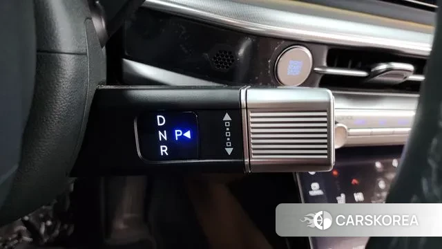 Hyundai Grandeur (GN7) id 3610356 из Кореи 19