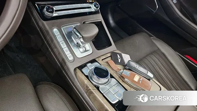 Genesis G90 id 3018180 из Кореи 19
