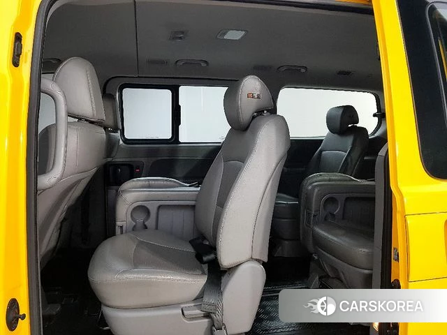 Hyundai The New Grand Starex id 4196931 из Кореи 19