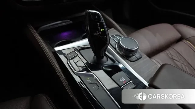 BMW 5 Series (G30) id 3061030 из Кореи 19