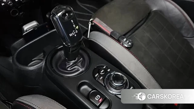 Mini Cooper S id 3300493 из Кореи 19