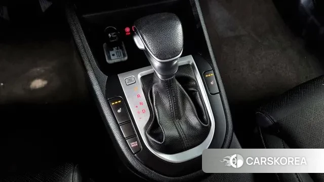 Kia Come New K3 id 3698550 из Кореи 19