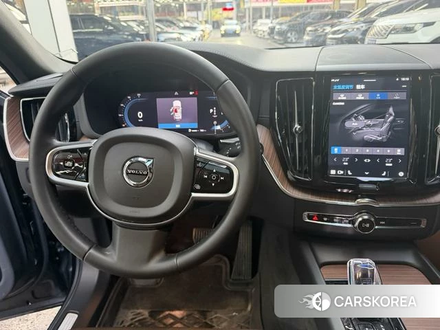 Volvo XC60 id 4213312 из Китая 22