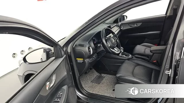 Kia Come New K3 id 3598593 из Кореи 19