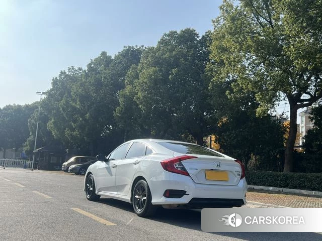 Honda Civic id 4255785 из Китая 9