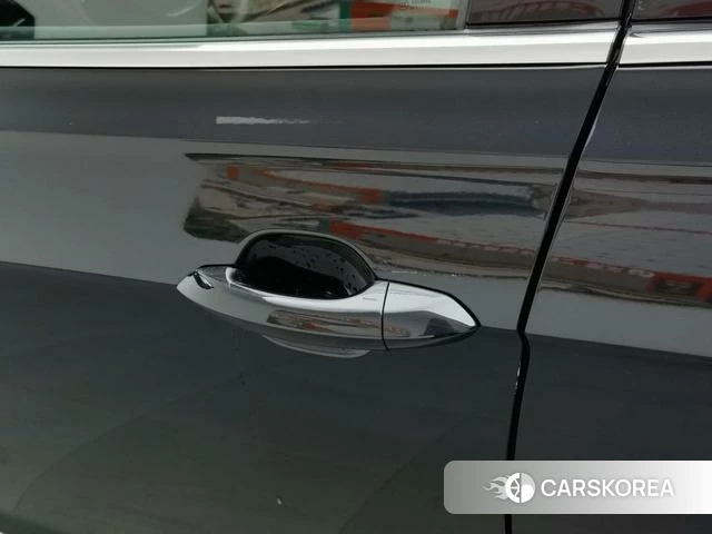 Volkswagen Passat PHEV id 4300927 из Китая 24