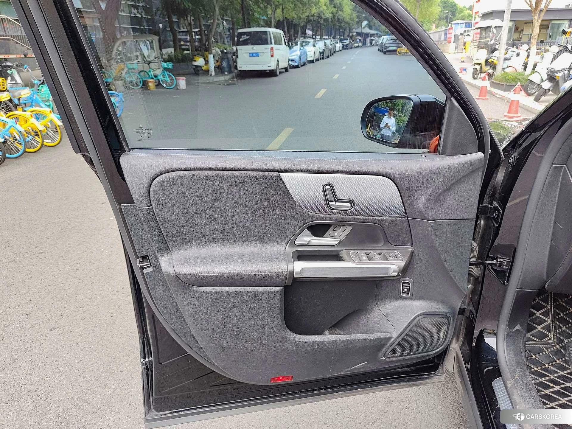 Mercedes-Benz GLB id 4455637 из Китая 10
