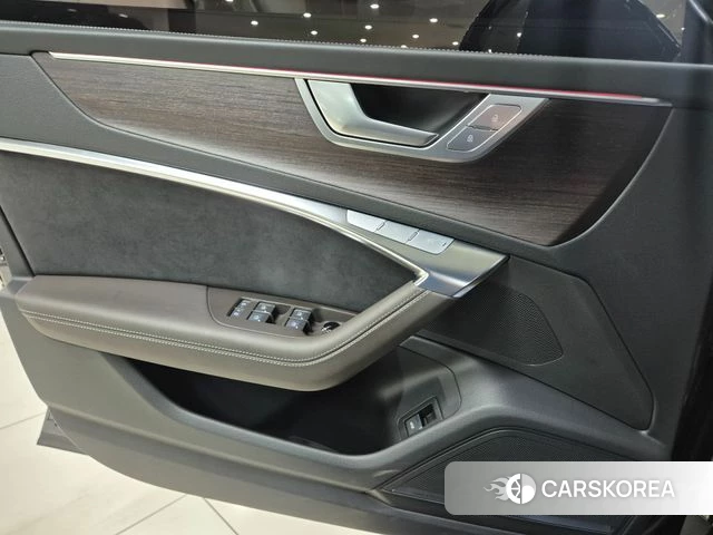 Audi A7 (4K) id 3914831 из Кореи 18