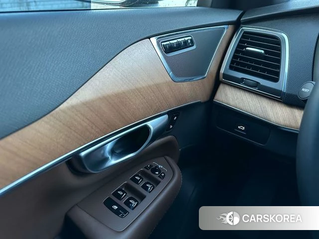 Volvo XC90 id 4208916 из Китая 25